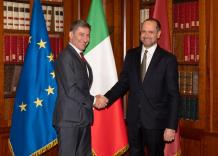 Prefetto Vittorio Pisani e il Direttore delle Gallerie degli Uffizi, dott. Simone Verde