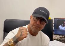 Fabrizio Corona "denuncia Mediaset per tentata estorsione dopo missive ai gestori di locali in cui 'si intima di vietare qualsiasi critica all&rsquo;azienda'"