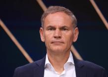 Gruppo Volkswagen, previsto risparmio di &euro;60 mld e riduzione dei costi del 20% entro 2028; blindata liquidit&agrave; aziendale per &euro;6 mld