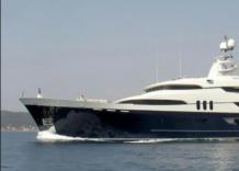 Bernard Arnault cambia yacht Symphony con uno da 143m del costo di 650mln$, alloggi per 80 persone, sauna, bagni turchi e crioterapia