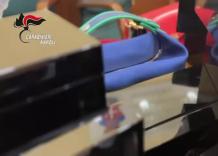 Gioielli, orologi di lusso e soldi: cosa c'era nelle case della camorra  perquisite durante l'operazione interforze con l'arresto di oltre 70 indagati