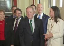 Venezuela, Machado regala a Trump la medaglia del Premio Nobel