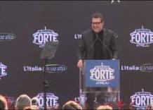Salvini sul palco di Atreju: Oggi compleanno mia figlia, ne approfitto per farle gli auguri