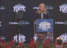 Meloni ad Atreju: Ringrazio Schlein, col suo "nannimorettismo" ha fatto parlare di noi