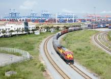 Cina: registra crescita stabile del carico merci su rotaia nei primi 11 mesi 