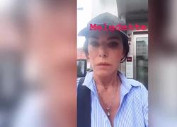 Milano, Emanuela Folliero derubata in Piazza Argentina: "Borsa scippata da due bastarde, in questa città non c'è sicurezza, le ladre non vanno integrate" - VIDEO