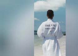 The Cal 2025, Elodie nel nuovo Calendario Pirelli affidato al fotografo Ethan James Green, l'annuncio sexy sulla spiaggia della Florida - VIDEO