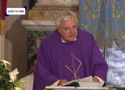 Pippo Baudo, l'ultimo saluto nell'omelia di Don Giulio Albanese: "È stato il più grande, sapeva che il successo non basta" - VIDEO