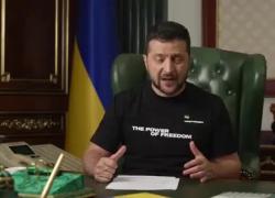 Ucraina, Zelensky bussa anche alla Borsa di New York: “Servono 400 miliardi”. VIDEO