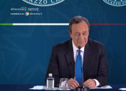 Fratelli di Crozza: Draghi e l'esempio sugli psicologi vaccinati sbagliato