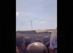 Gaza, raid israeliano con gas tossico vicino a camion aiuti umanitari a Rafah, oltre 20 morti, 30 persone gravi per soffocamento - VIDEO