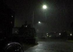 Maltempo a Milano, allerta arancione in Lombardia, parchi chiusi e rischio esondazione Lambro, 50 mm di pioggia in due ore - VIDEO
