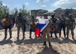Prigozhin, Wagner: "Mosca ha preso controllo di Bakhmut dopo 224 giorni". Kiev smentisce. Zelensky: "Pace vicina, vogliamo gli F16" - VIDEO