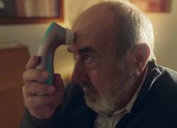 Spagna, nonno usa sex toy della nipote credendolo un termometro nella pubblicità della crema spalmabile Nocilla - VIDEO
