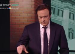 Fratelli di Crozza, Calenda sulla pausa di riflessione con Renzi: "Nel ragù, mentre Renzi è la carne, io sono l'alloro"
