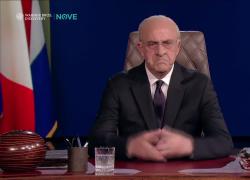Fratelli di Crozza, De Luca predice il "Buco nero" in cui cadrà la Campania senza il suo governo