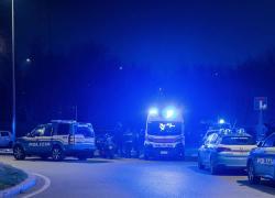 Sparatoria a Milano, 28enne marocchino ucciso da poliziotto a San Donato, lui: &ldquo;Mi ha puntato contro pistola&rdquo;, Salvini: &ldquo;Sto con agente&rdquo; &ndash; VIDEO