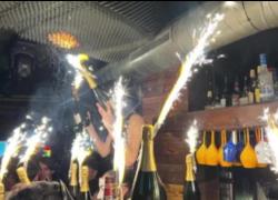 Crans-Montana, spunta nuova testimonianza: "Nel 2024 un altro incendio a 'Le Constellation' causato dalla candele scintillanti" - VIDEO