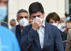 Obbligo vaccinale, Speranza: "Stiamo valutando"