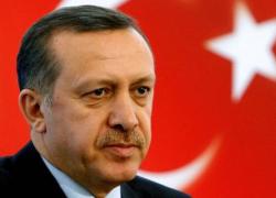 Siria, la Turchia ammassa truppe al confine e “bombarda” Kobane, l’appello dei Curdi all’America: “Non lasciateci soli”
