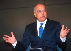 Sindaco di Milano, Albertini: "Non posso accettare candidatura"