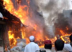 Emirati Arabi, esplosione ad Abu Dhabi:  attacco con droni dei miliziani sciiti Houthi, tre morti e sei feriti