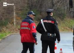 Omicidio a Vernio (Prato), 22enne sordomuto uccide la madre con 3 coltellate e dà fuoco alla casa, arrestato - VIDEO