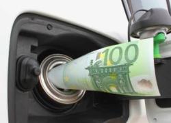 "Buono benzina 100 euro": su Whatsapp truffa o verità?