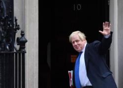 Covid Uk, verso la revoca delle restrizioni: "L'uso della mascherina sarà volontario"
