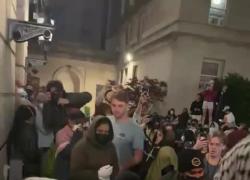 Proteste Columbia University, invocato stop ai rapporti con Israele: "Disinvestire in Microsoft e Airbnb, fanno affari con Tel Aviv" -  VIDEO
