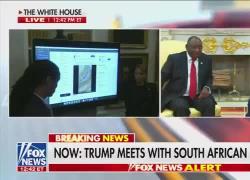 Gaffe Trump, mostra a Ramaphosa foto “genocidio” in Sudafrica: “Agricoltori bianchi uccisi e coperti da teli”, ma è massacro del Congo - VIDEO