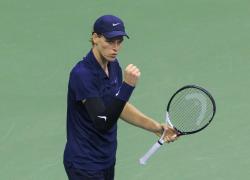 Sinner piega Auger-Aliassime, finale con Alcaraz all'Us Open