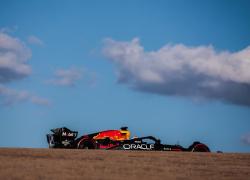 Verstappen vince la sprint di Austin, disastro McLaren
