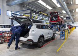 DR Automobiles Groupe chiude un 2025 da record e consolida i 20 anni del gruppo