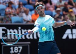 Musetti avanti a Melbourne, sar&agrave; derby con Sonego. Out Cocciaretto