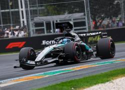 Russell in pole a Melbourne, Leclerc in seconda fila, male Verstappen