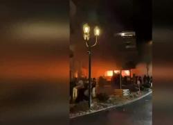 Svizzera, esplosione in una stazione sciistica a Crans-Montana durante festa di Capodanno: almeno 40 morti e 100 feriti - VIDEO