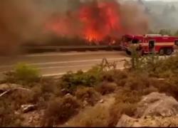 Rodi devastata dagli incendi, 30mila evacuati e dichiarato stato d'emergenza: fiamme anche a Corfù - VIDEO