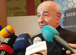 Monsignor Paglia: “Noi anziani i maggiori fruitori di medicine, che però sono testate dai 20 ai 50 anni; il corpo a 80 anni è diverso”