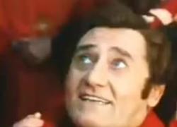 Papa Francesco, l'ironia di Alberto Sordi a Paolo Stoppa sulla morte di Pio VII ne 'Il Marchese del Grillo': "Morto un Papa se ne fa sempre un altro" - VIDEO
