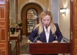 Meloni in Tunisia: "Sostegno a 360 gradi su bilancio e sviluppo. Obiettivo è frenare l'ondata migratoria"
