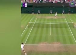 Wimbledon, Jannik Sinner vola ai quarti di finale con un tweener frontale (sotto le gambe) già definito il colpo dell'anno - VIDEO