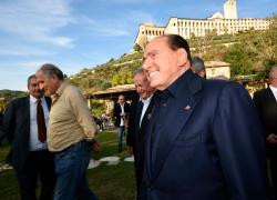 Silvio Berlusconi dice addio a Palazzo Grazioli: "Affitto troppo alto".