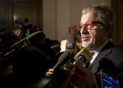 Maroni ricoverato dopo malore: trasferito al Besta di Milano 