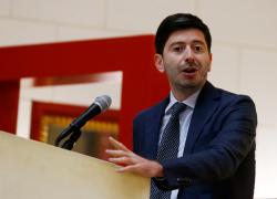 Covid Italia, Speranza: 'Misure restrittive arma centrale ancora qualche mese'
