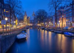 Coffe shop Amsterdam: vietato l'acquisto di cannabis ai turisti. L'IPOTESI