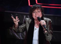 Cortina 2021, Gianna Nannini apre i mondiali di sci ma non è gradita: 'Ha offeso la polizia'