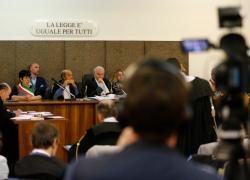 Consulta: 'Tutelare meglio bimbi nati con maternità surrogata'