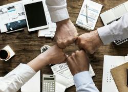 Etica SGR e Riello Investimenti Partners SGR al PMI Restart Academy
