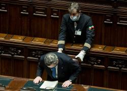 Nuovo Dpcm di Draghi, non cambia nulla ma spunta nuovo colore: l'arancione scuro